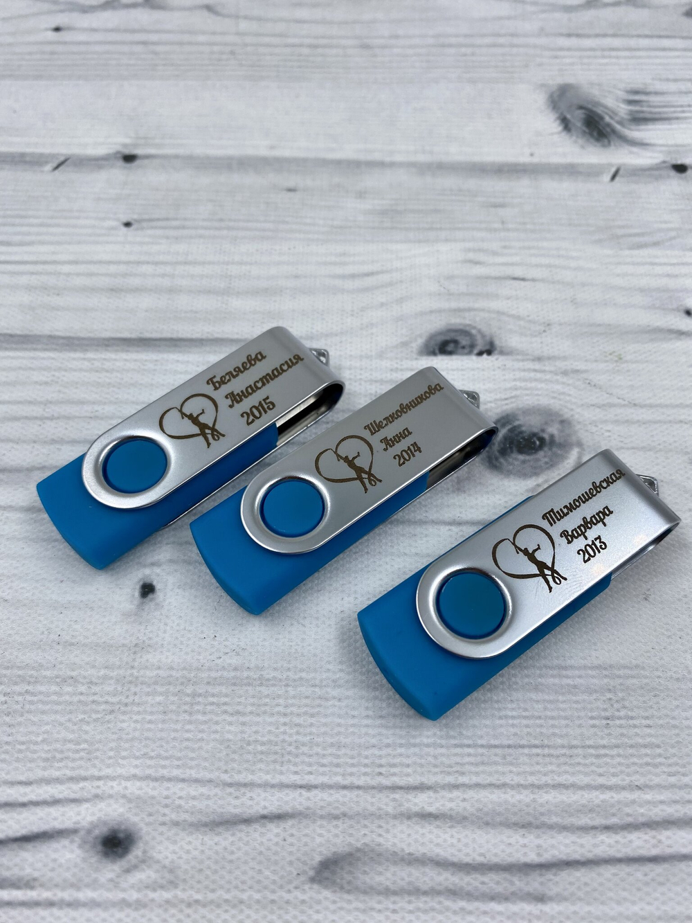 Именная Флешка TWIST 32Gb