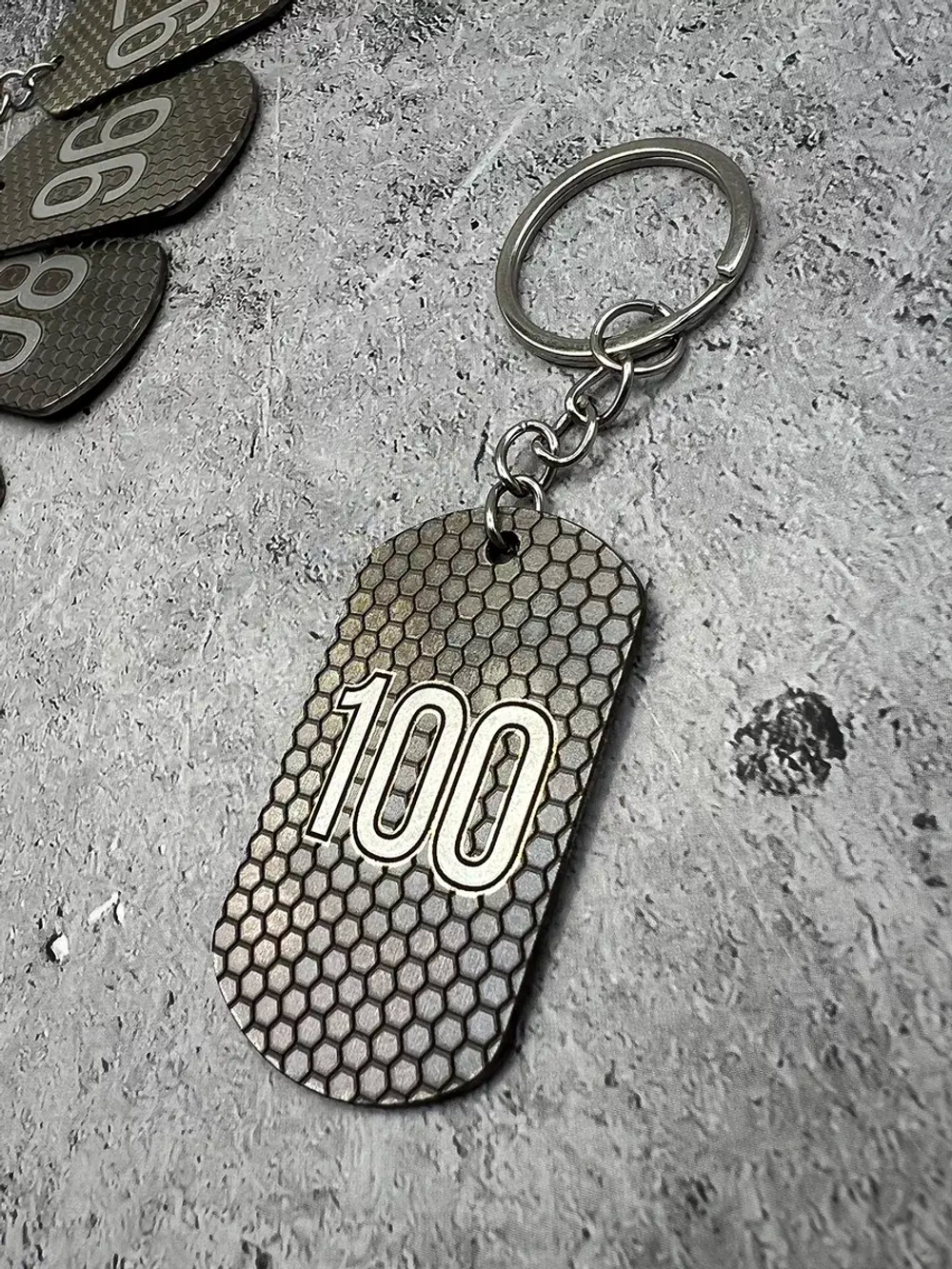 Номерки на ключи металлические 96-100