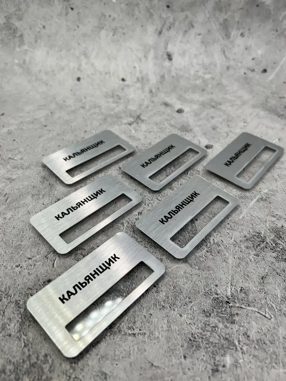 Бейдж на магните  6шт