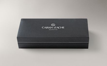 Ручка шариковая Caran d'Ache Ecridor Golf PC
